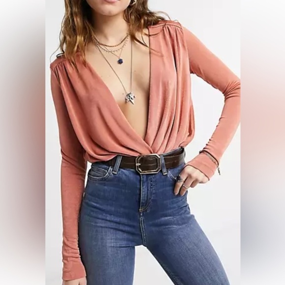 Free people Small turnt thong bodysuit. - Picture 5 of 13